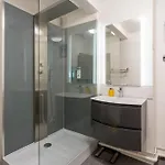 Bright & Contemporary 2Bd Apartment